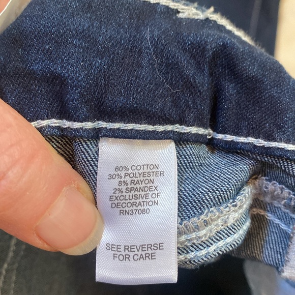 NWT Curvy Denim bootcut jeans w/red & black check & “diamond” accents - Picture 8 of 10